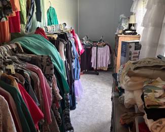 lots of nice Ladies clothes size XL-XXXL scarfs, shoes (size 10-10.5) Purses, wallets, socks many New with Tags
