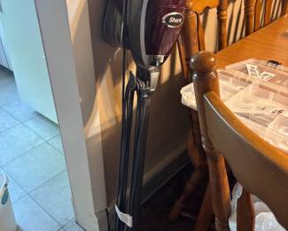Shark bagless vacuum