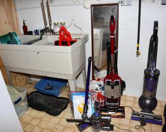 698Laundry Room