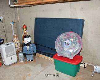 782Storage Room