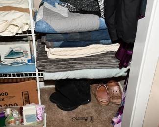 571Bedroom A