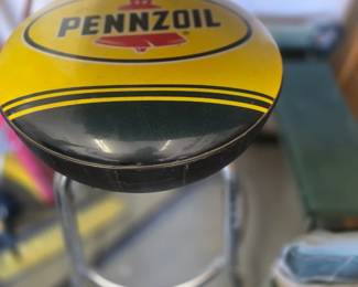 Pennzoil stool