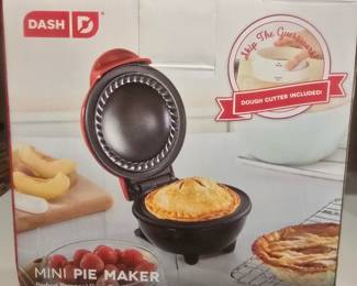 Mini pie maker