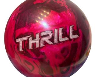 Motiv Thrill Bowling Ball