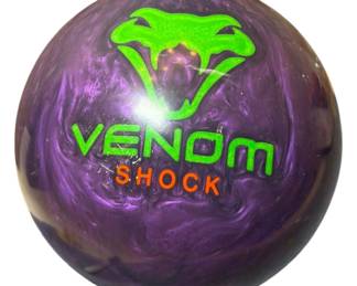 Motiv Venom Bowling Ball