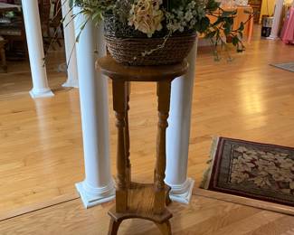 Beautiful oak carved plant stand.
