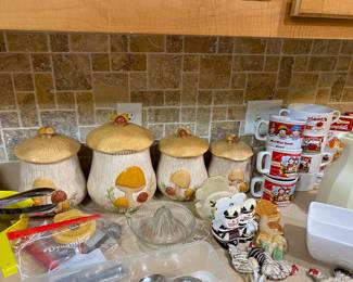 Vintage! Well used and loved but in TERRIFIC condition. And if you are a Campbell's collector...there are many nice surprises here! ~ be sure to look throughout the house...