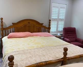 King Bedroom set. Headboard Footboard. mattresses