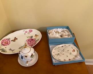 Lots of pretty collectibles!