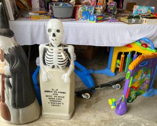 Toys, holiday decor and more!