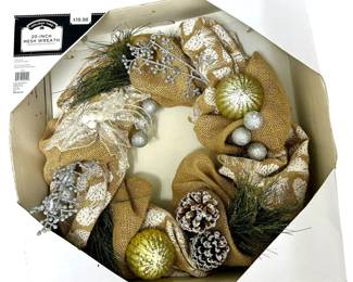Holiday Time Wreath