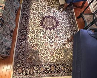 Wool 4 x 6 appox. Rug