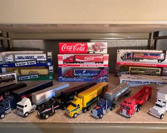 Vintage toys, trucks (Coca Cola, Walmart, Shell)