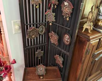 Miniature clocks