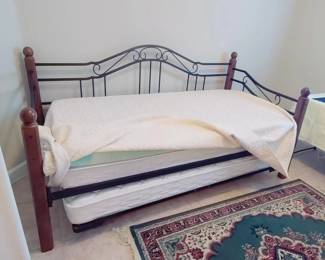 IRON DAYBED WITH TRUNDLE -PULL OUT SEALY MATTRESS