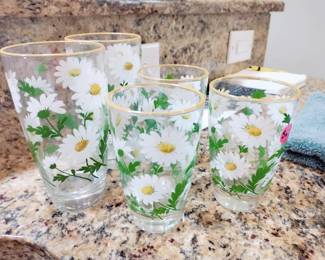 vintage daisy glasses