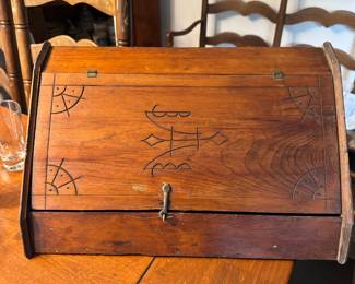 Vintage breadbox