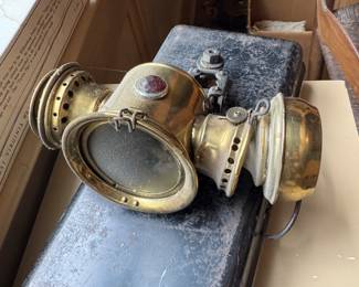 Antique carbide bike lamp