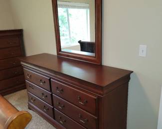Low Boy Dresser and Mirror - $9.99