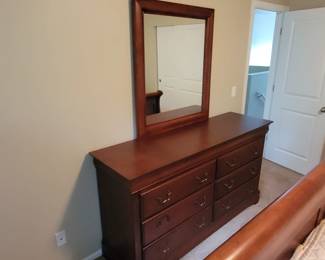 Low Boy Dresser and Mirror - $9.99