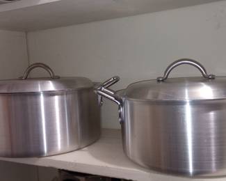 Pots like new stock