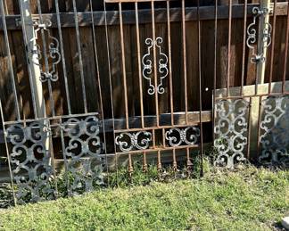 Iron Trellis or Garden Art for a creative touch