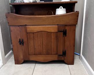 Childrens Washstand