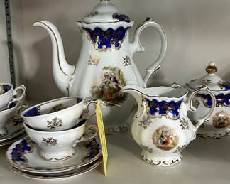 Lovely Bavaria Tea Set