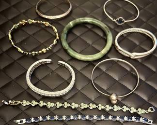 Bracelets featuring precious metals 