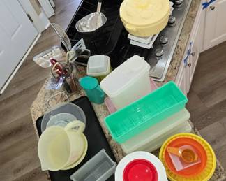 Tupperware, cast iron corn muffin