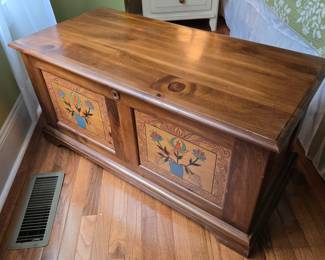 Lane cedar chest
