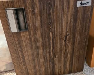 Small refrigerator