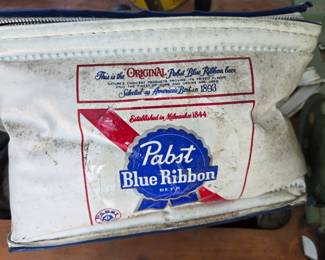 Vintage PBR Insulated Carrier