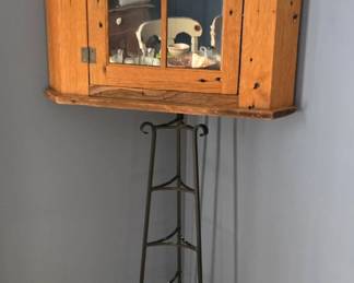 Vintage/Antique corner cabinet