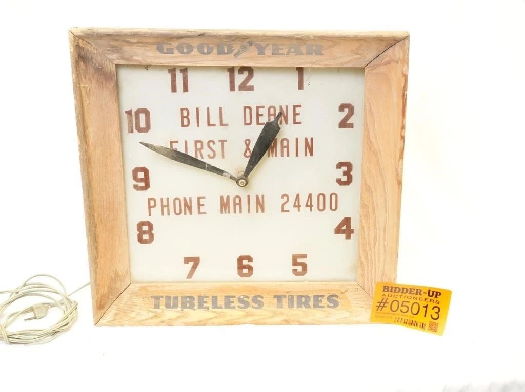vintage Goodyear Tubeless Tires Advertising Clock