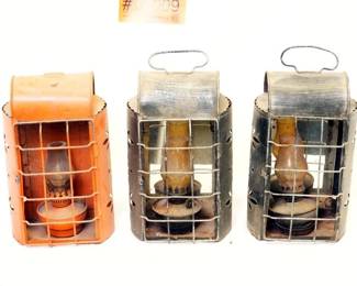 3 Maritime hurricane lamps