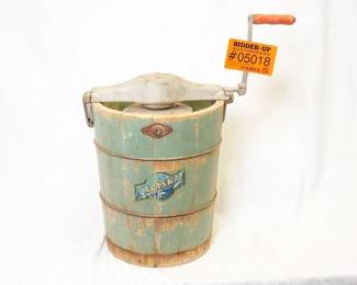 The Alaska North Star Freezer ice cream maker