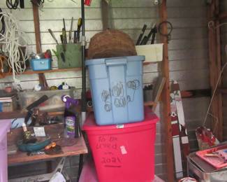 Steffans shed with stuff