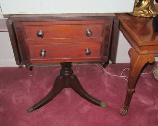 Steffans sewing table