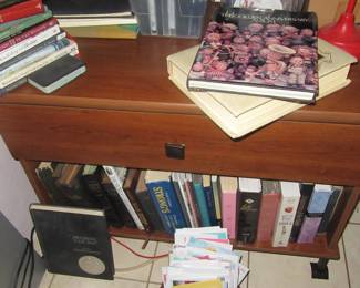 Steffans books and table