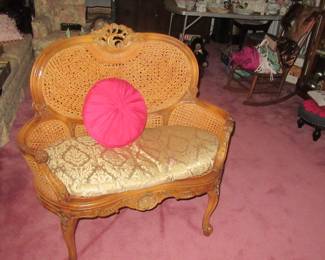 Steffans antique bench