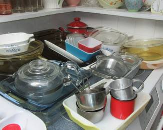 Steffans more pyrex corning pots 