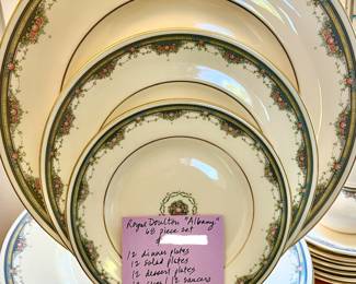 ROYAL DOULTON "ALBANY" 68 PIECE CHINA SET
