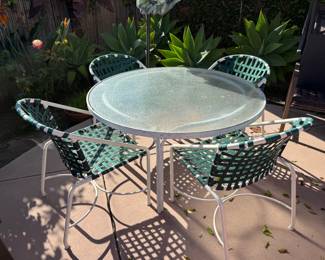Brown and Jordan Patio Set