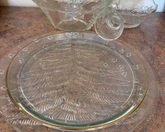 111 VintagePunchSetEddieBauerTreePlatter