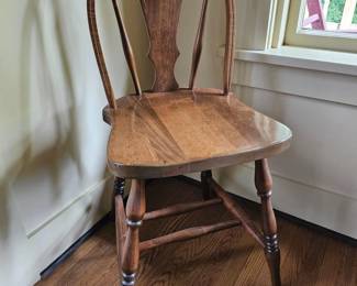 195 AntiqueEnglishWindsorBowBraceBackDiningChair
