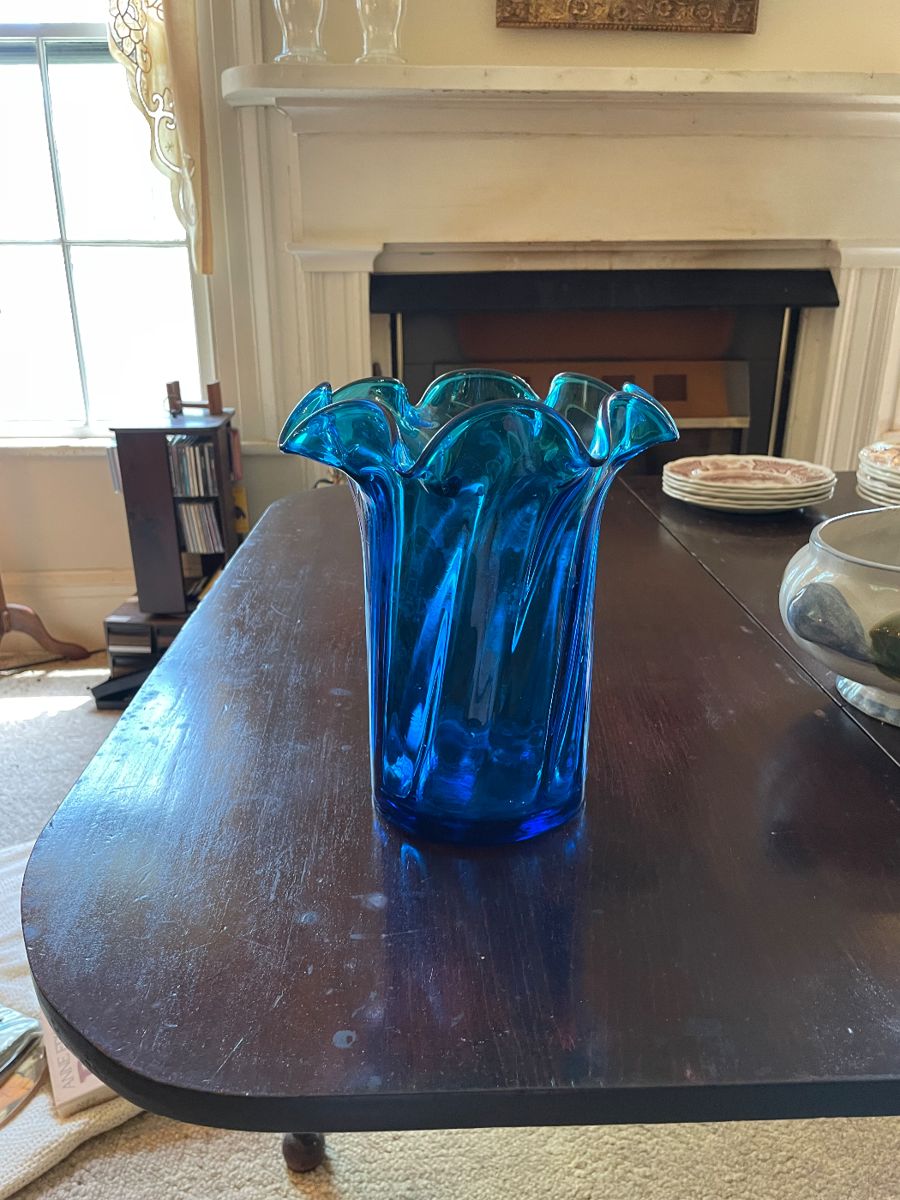 Vintage Viking vase. Gorgeous!