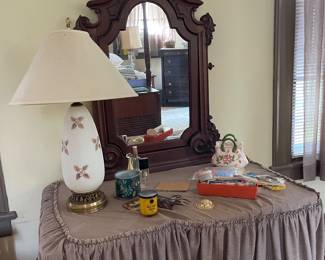Wonderful mirror on dresser