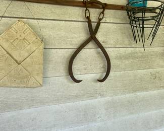 One of two ice tongs