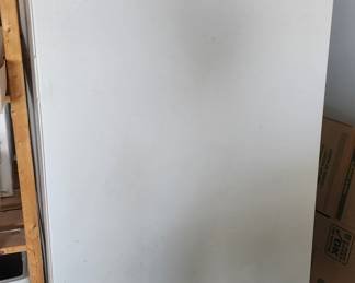 Upright freezer - works